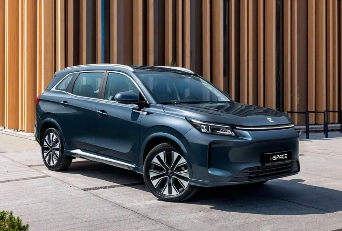В России резко выросли продажи гибридных автомобилей на фоне дефицита бензина