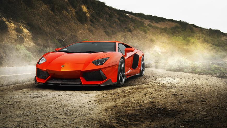 Компания Lamborghini признает значимость гибридных двигателей
