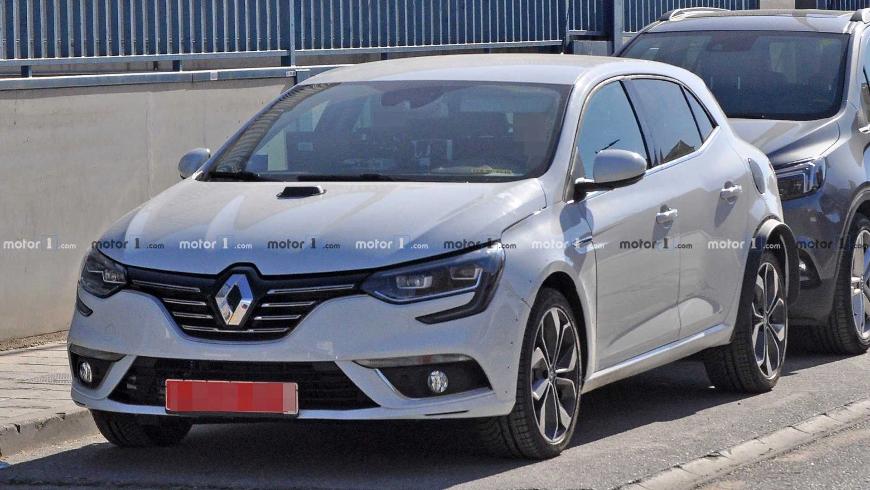 Renault приступил к тестам гибридного исполнения модели Megane