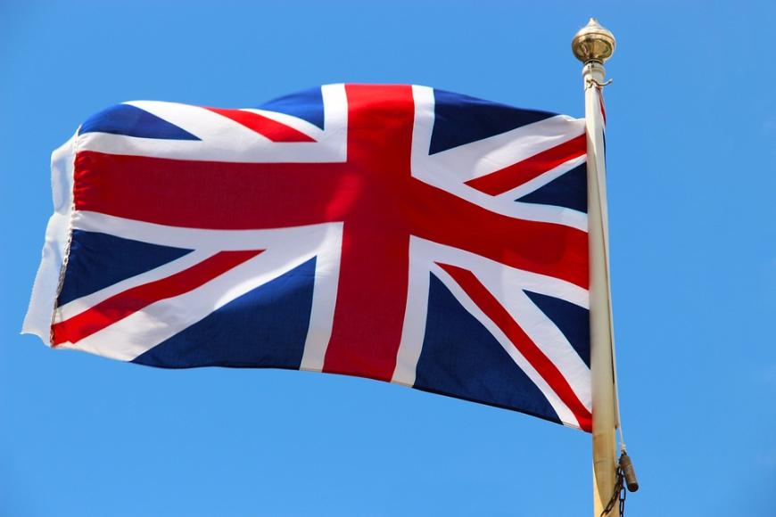 Британские дипломаты во всем мире пересядут на электрокары 