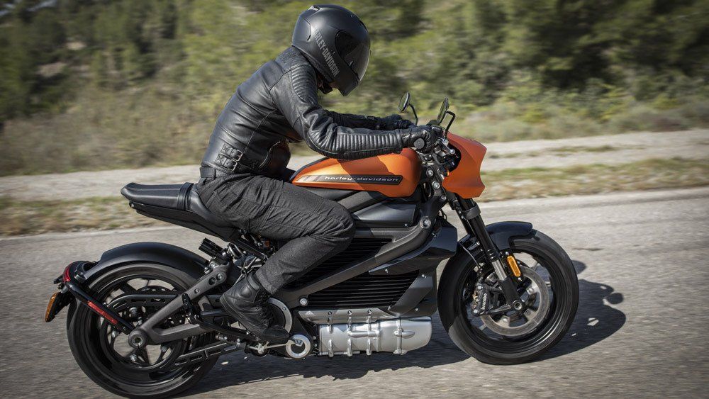 Harley-Davidson готовит к дебюту в России электрический Livewire