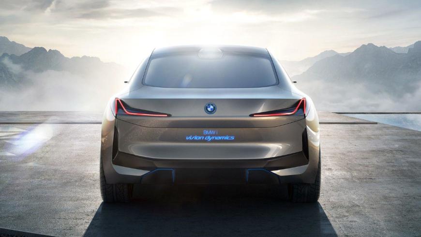 Электрический BMW i4 EV будет показан в 2021 году