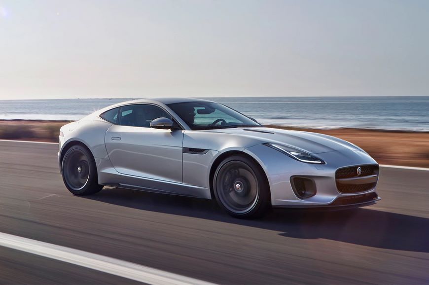 Jaguar F-type новой версии получит отделку R-Dynamic