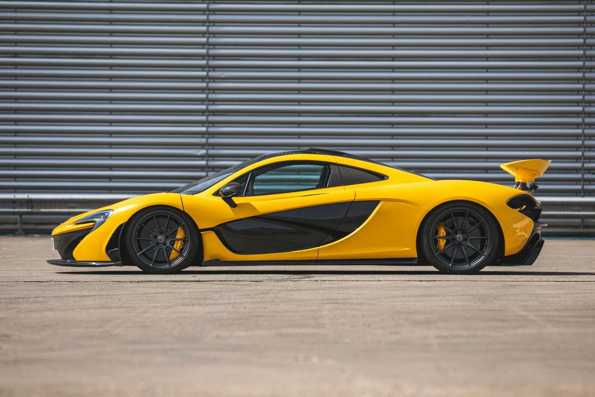 Самый первый McLaren P1 выставили на торги 