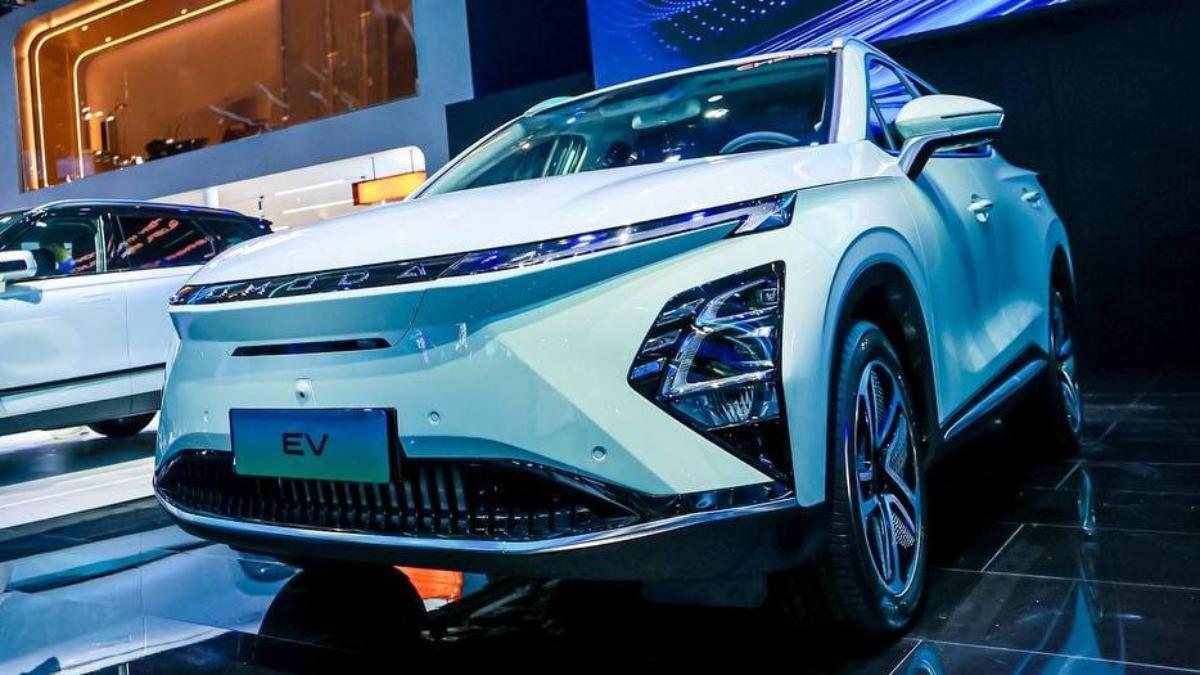 Продажи электрического кроссовера Omoda C5 EV в России начнутся в первом квартале 2024 года