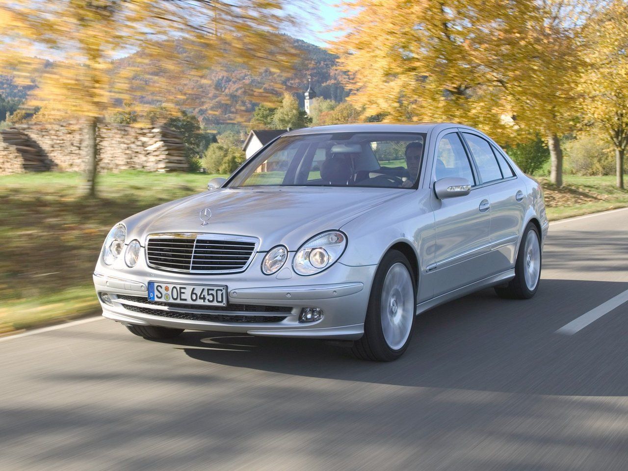 Mercedes Benz w211