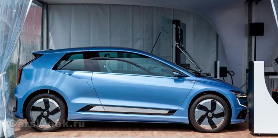 Volkswagen показал две новинки — электромобиль и мобильного робота для его зарядки