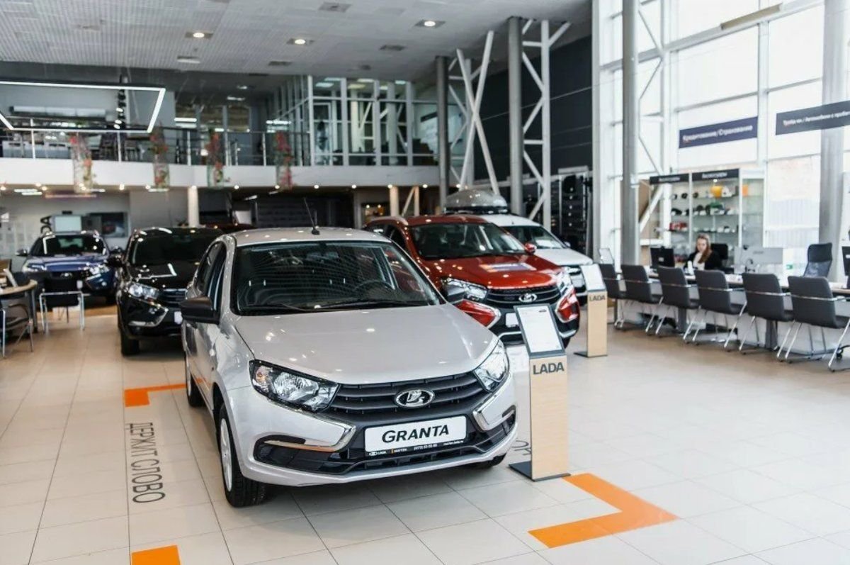 В России было продано почти 5 тыс. автомашин LADA по итогам третьей недели мая