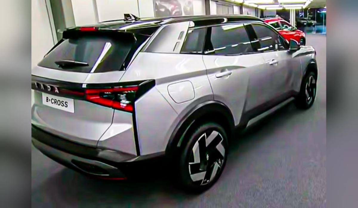 Wroom: «АвтоВАЗ» готовит замену Lada Xray Wroom: «АвтоВАЗ» готовит замену Lada Xray