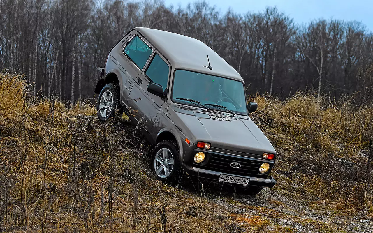 Нива 4x4 по лесам