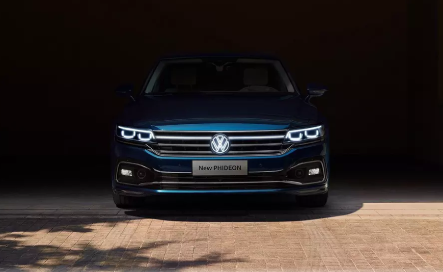 Флагманский седан Volkswagen Phideon получил обновление