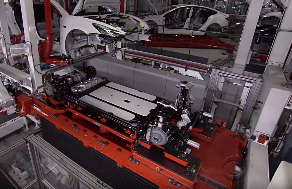 Tesla анонсировала батарею с ресурсом в 1,6 млн километров