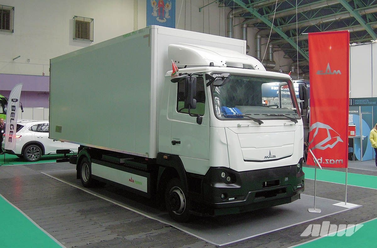 МАЗ удваивает мощь: электрогрузовик с запасом хода 220 км - революция в логистике