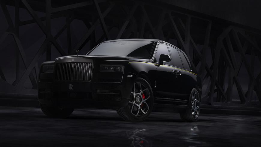 Rolls-Royce привез в Россию кроссовер Cullinan Black Badge