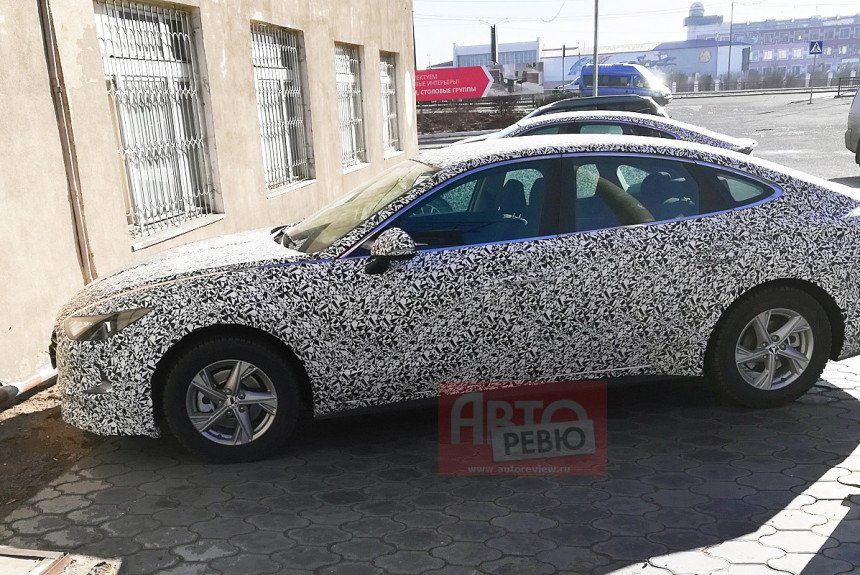 В Сети появились первые фотографии новой Hyundai Sonata на тестах в России