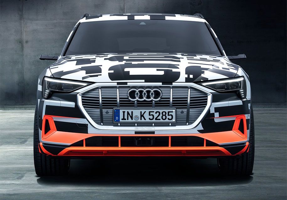 Audi представила в Женеве собственный электрокроссовер e-tron