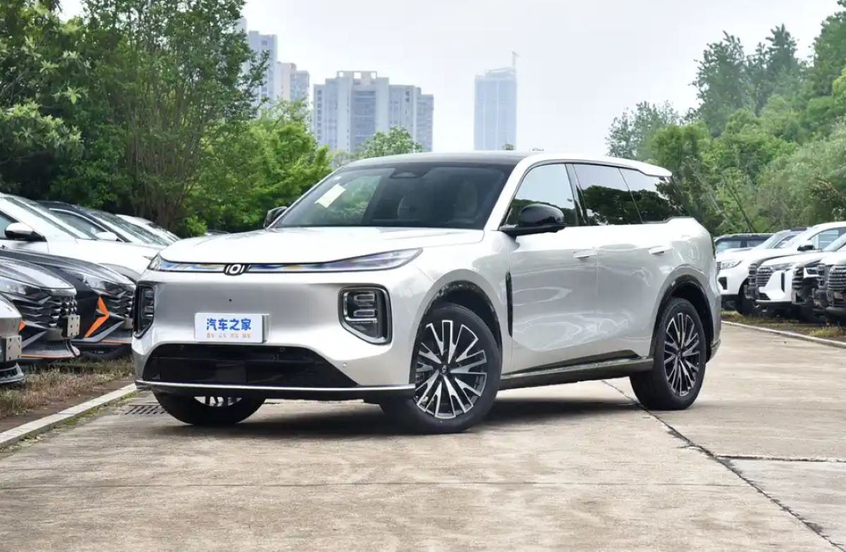В Шанхае открылся предзаказ на новый кроссовер Changan Qiyuan Q07