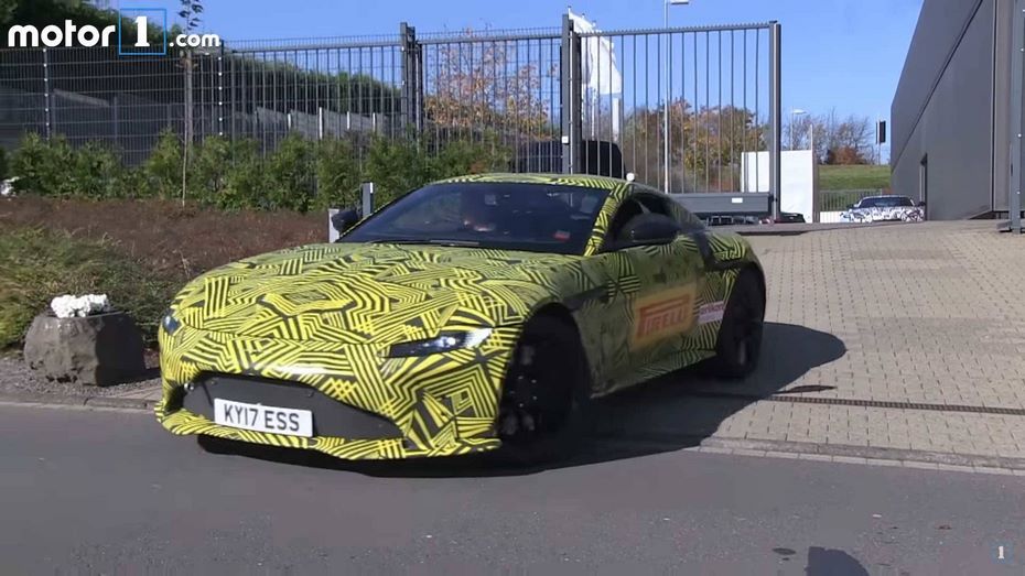 Aston Martin Vantage 2018 модельного года попался на видео