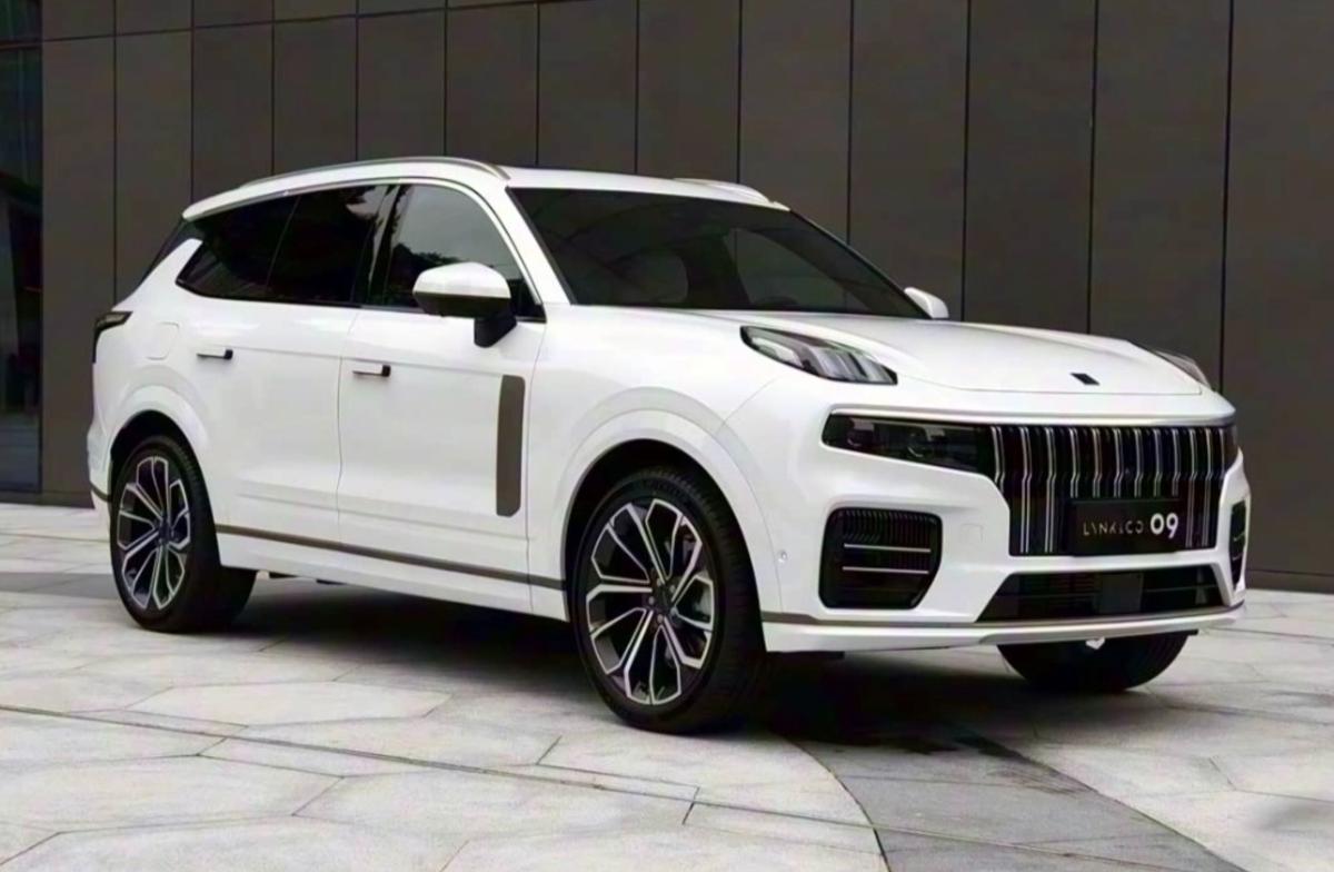 Кроссовер Nordcross 001 на базе Lynk & Co: старт продаж в России