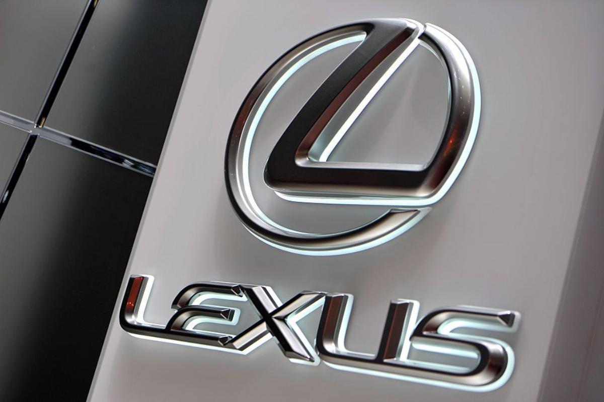 Lexus опубликовал тизер нового электрического концепта