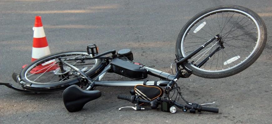 В Казани после столкновения с иномаркой погиб велосипедист