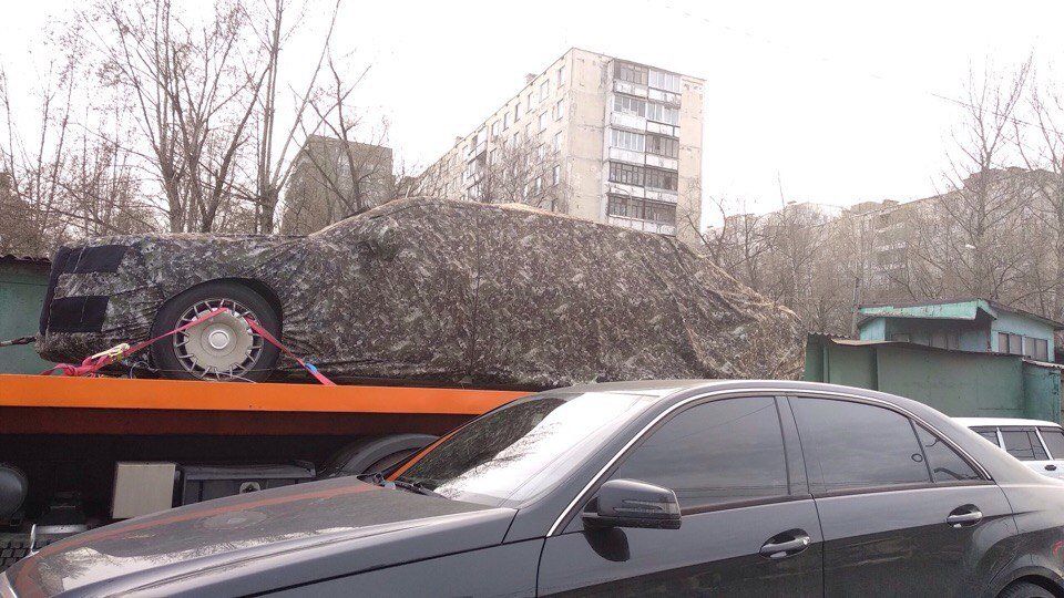 Лимузин и седан проекта «Кортеж» сфотографировали в Москве
