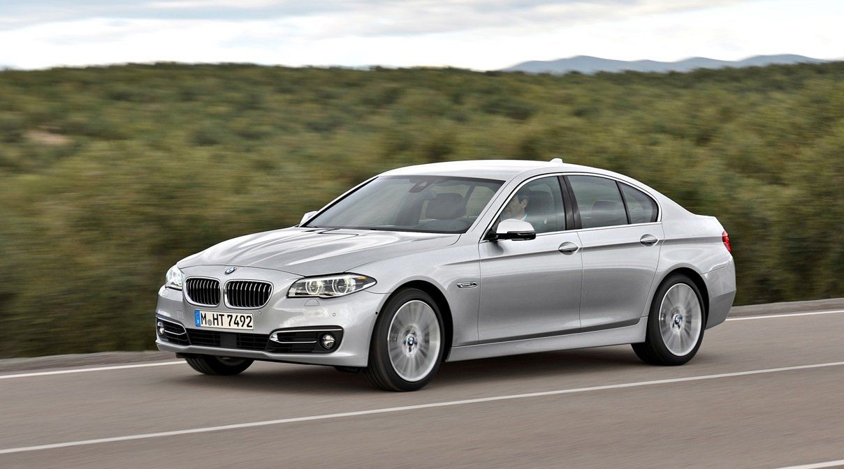 BMW 5                - Carsweek