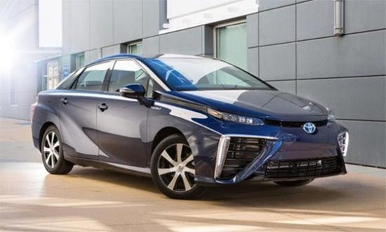 Toyota собирается увеличить выпуск водородного седана Mirai