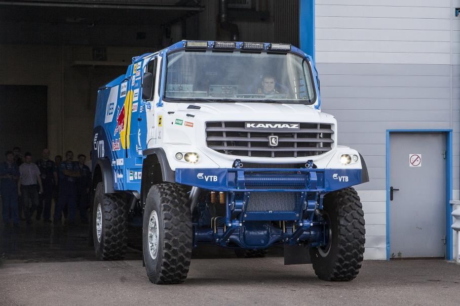 «КамАЗ» создает для «Дакара» новый грузовик с кабиной от Mercedes-Benz