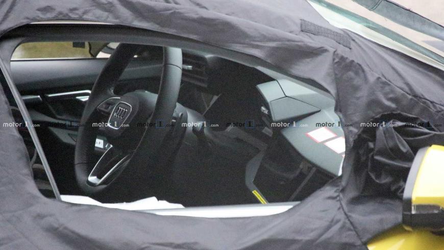 Журналистам попался обновленный Audi A3 Sportback вместе с S3 