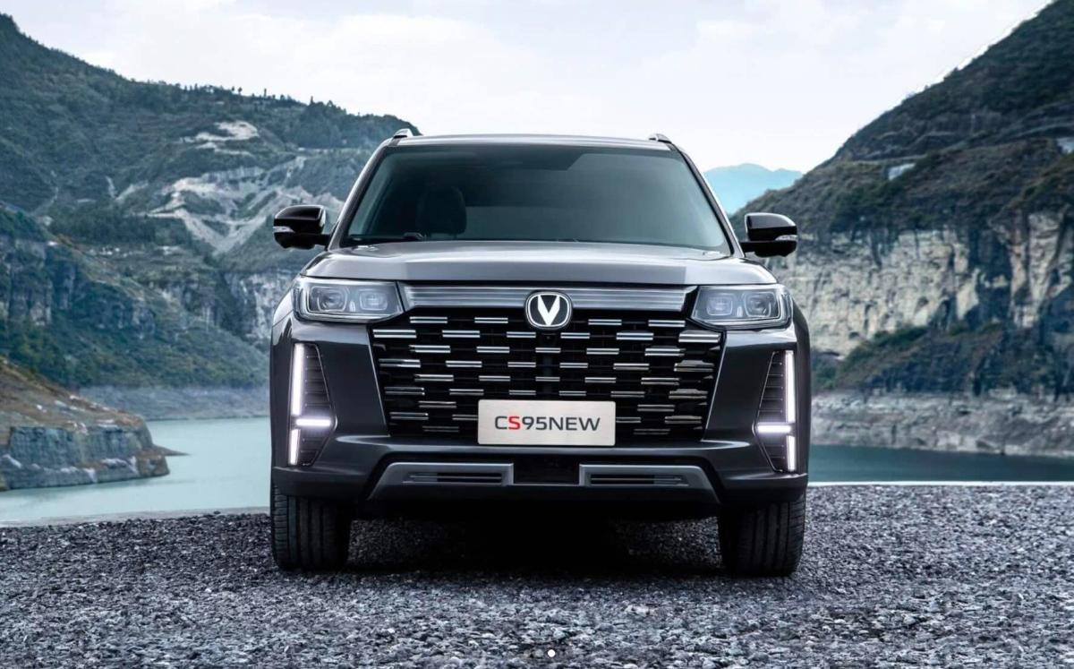 Подержанный Changan CS95: какие проблемы приходится решать владельцам