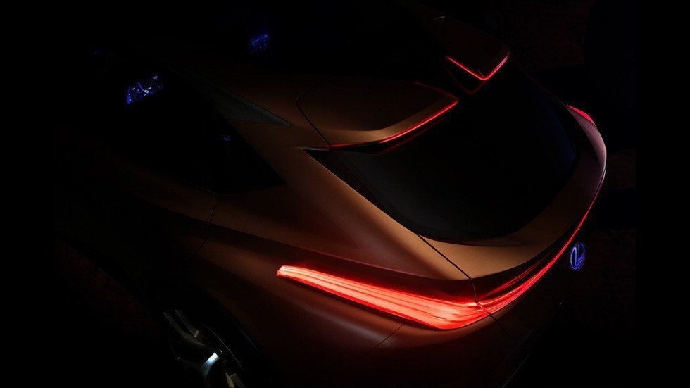 Lexus готовит новый купеобразный кроссовер 