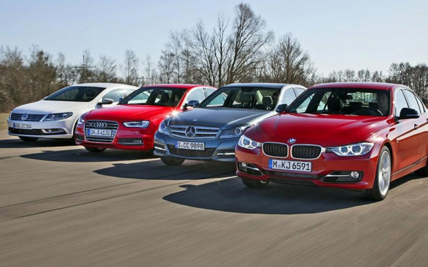 Продажи новых машин в Германии в июне сократились на треть