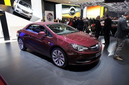Opel представил в Женеве люксовый кабриолет Cascada