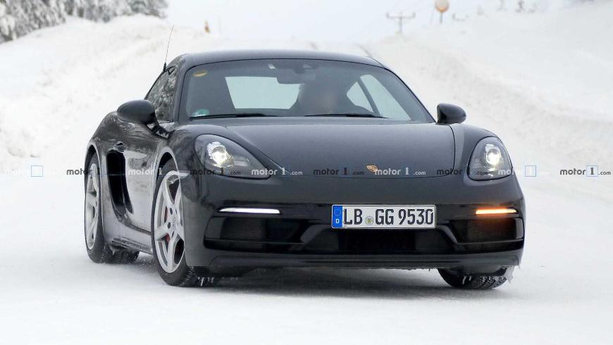 Журналисты запечатлели обновлённый Porsche 718 Cayman GT4 Touring 