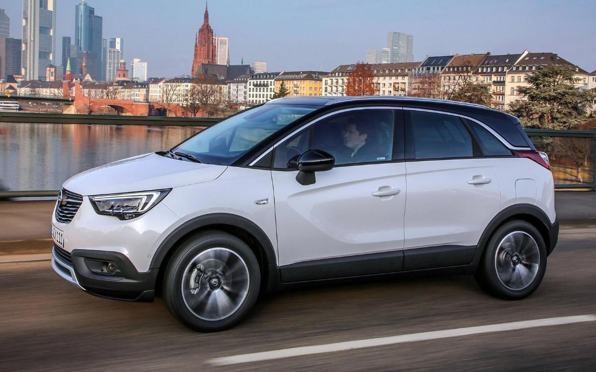 В Россию могут вернуться автомашины Opel, Mitsubishi и Infiniti по прежним ценам