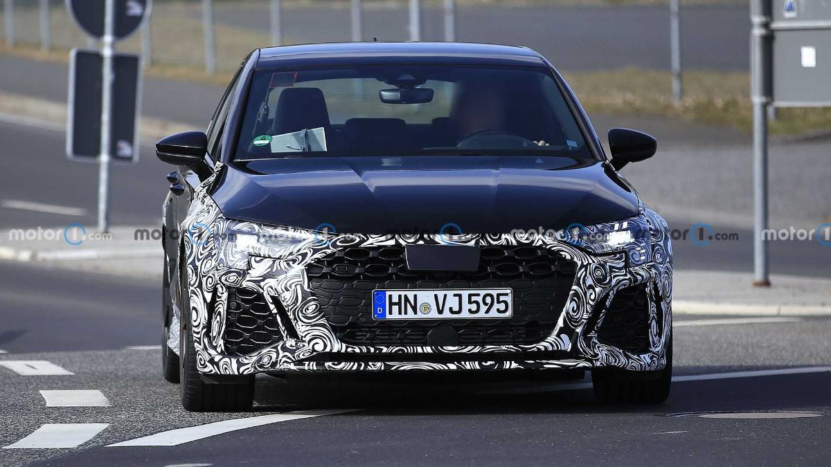 Zamecheny Prototipy Obnovlennogo Audi Rs3 Sportback I Rs3 Sedan