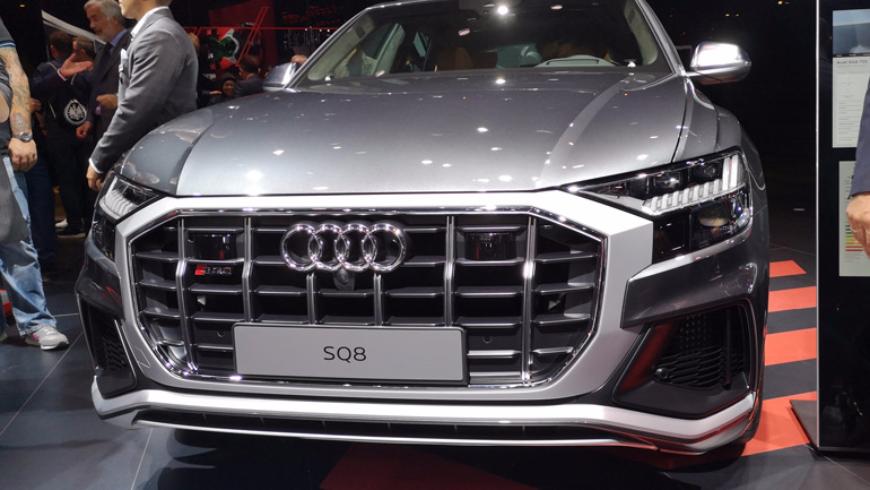 Флагманский кроссовер Audi Q8 получил «заряженное» исполнение S