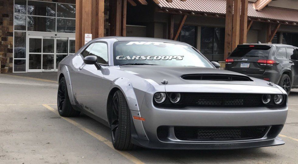 Появились фотографии Dodge Challenger Demon