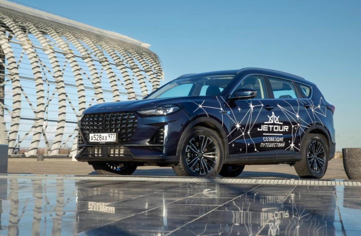 Jetour X70PLUS сможет работать в такси: модель внесли в перечень Минпромторга