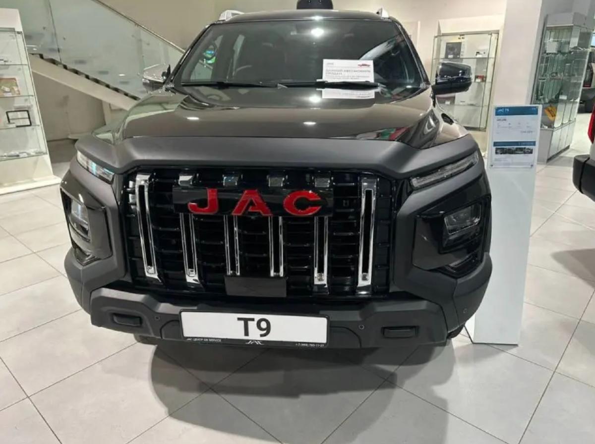 Пикапы JAC T9 «отечественного» образца: в России локализовали очередного «китайца» 