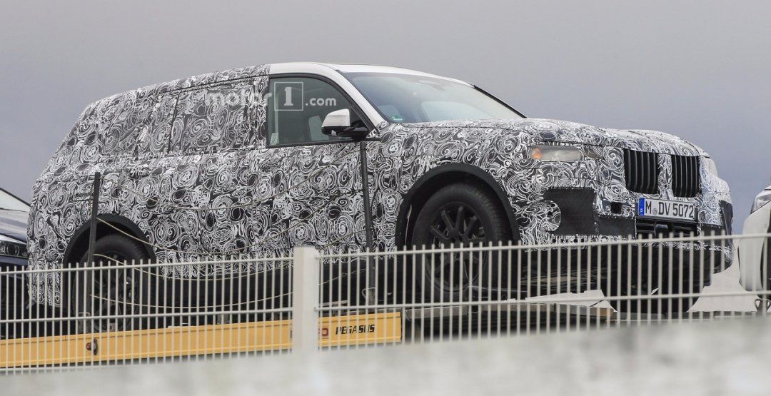 Компания BMW уже тестирует свой новый кроссовер X7