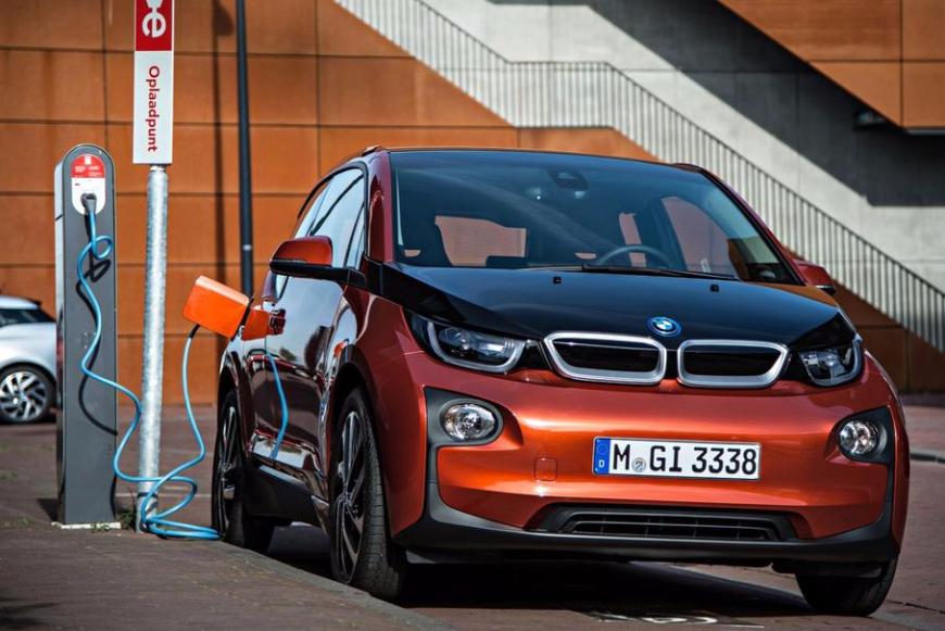 Компания BMW не собирается обновлять электрокар i3