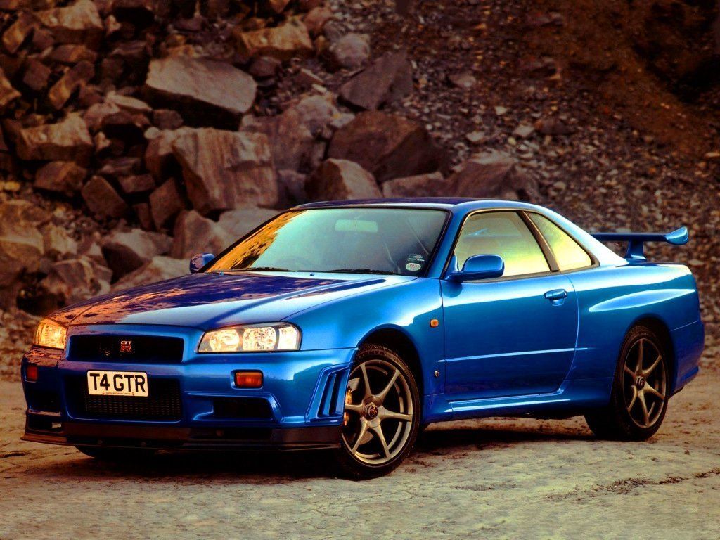 Фото nissan skyline