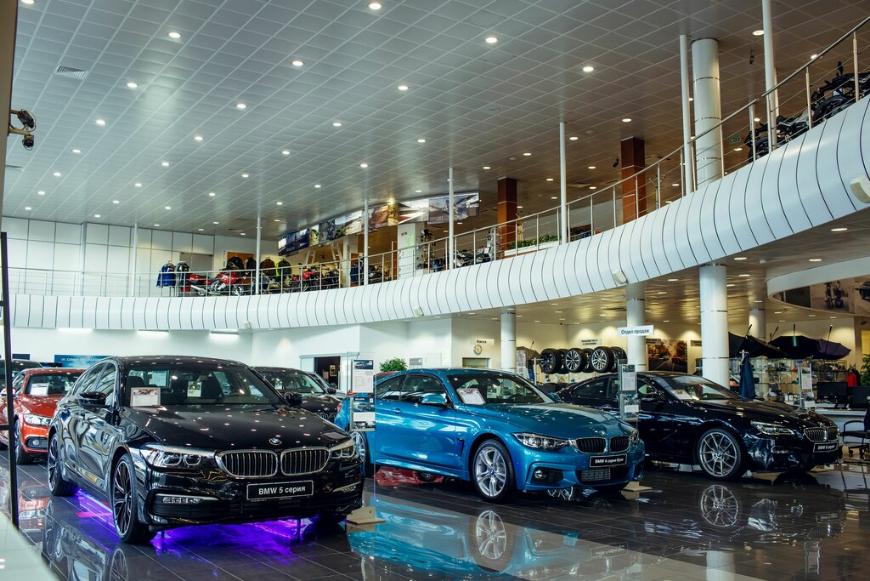 Компания BMW возглавила рынок премиум-сегмента в России в 2020 году