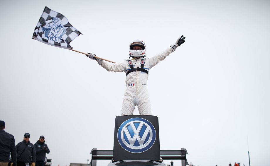 Volkswagen установил абсолютный рекорд скорости на горе Pikes Peak