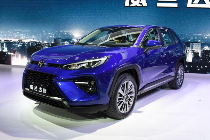 Дилеры получили серийные кроссоверы Toyota Wildlander на базе RAV4 