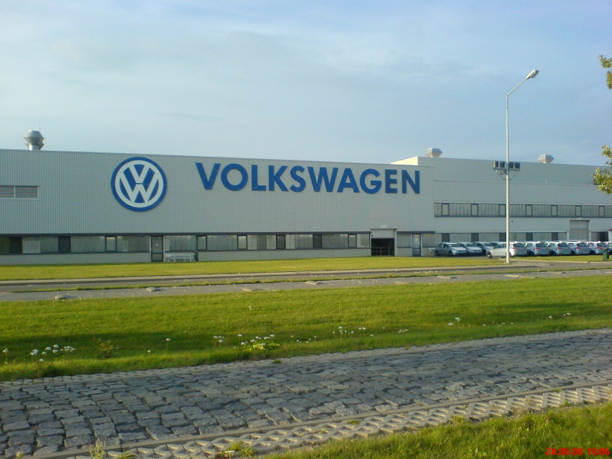 Volkswagen планирует стать одним из лидеров по производству электрокаров