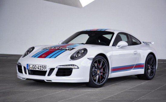 Porsche выпустила спецверсию 911-го по случаю возвращения в "Ле-Ман" 