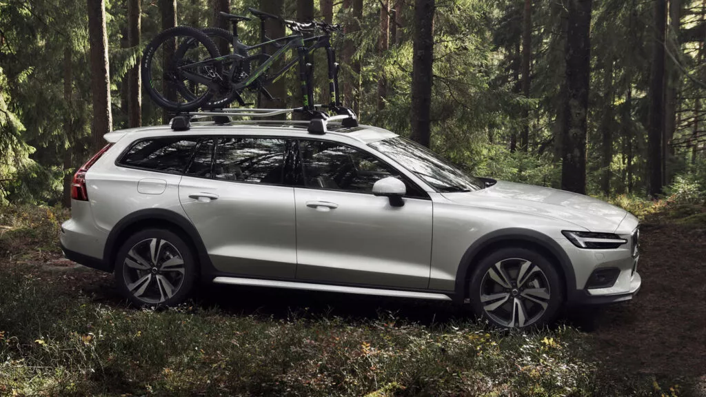 Компания Volvo отзывает автомобили 2022 и 2023 годов из-за проблемы с системой электронного вызова